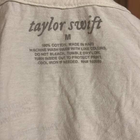 Taylor Swift Shirt (Official) - Picture 2 of 3